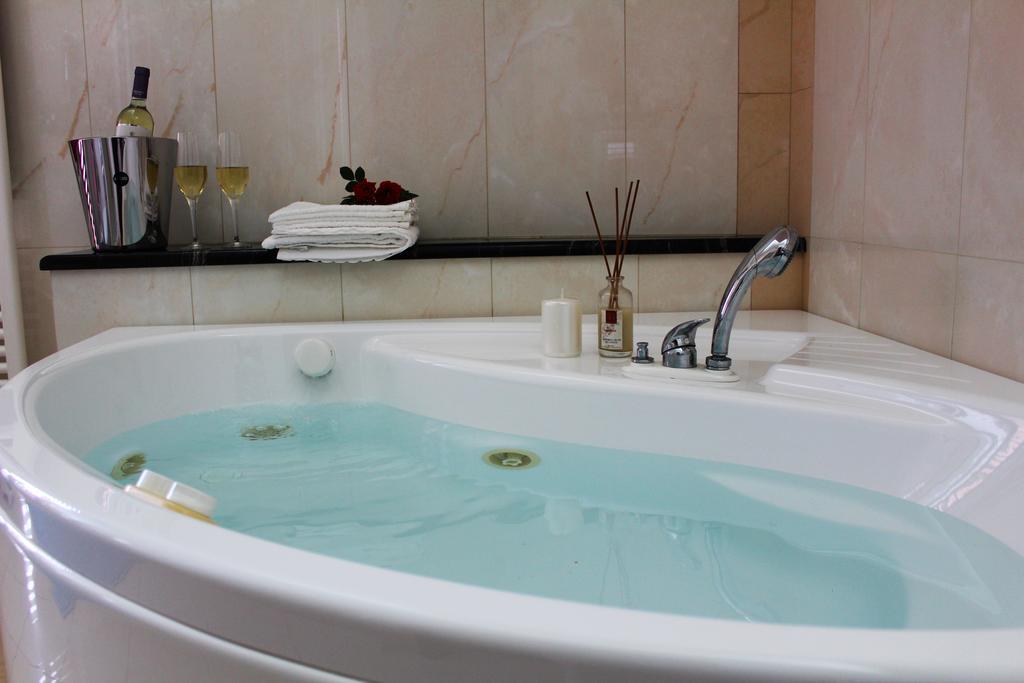 Villa Orchidea Luxury B&B Ispica Exteriör bild
